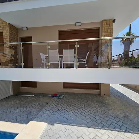 וילה Agora Luxury Ii