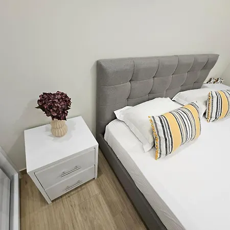 Agora Luxury Ii * לוטראקי