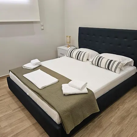 וילה Agora Luxury Ii לוטראקי