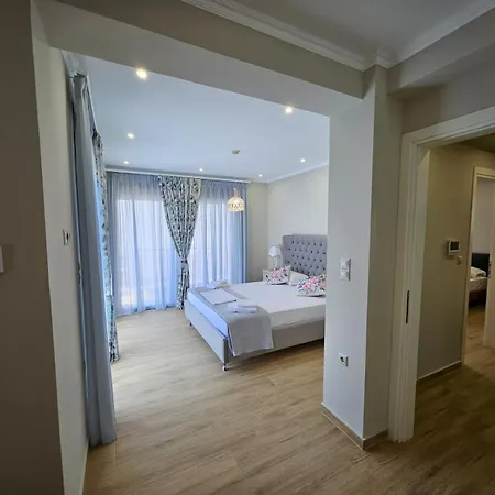 Agora Luxury Ii וילה לוטראקי