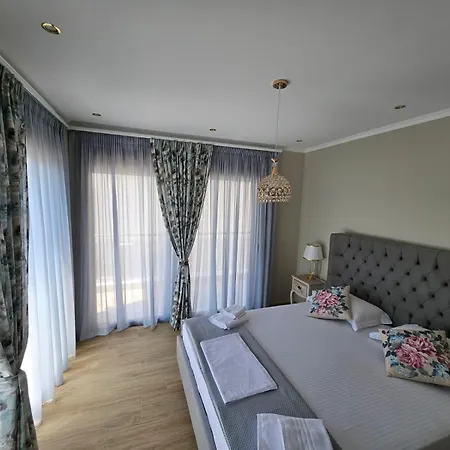 וילה Agora Luxury Ii *