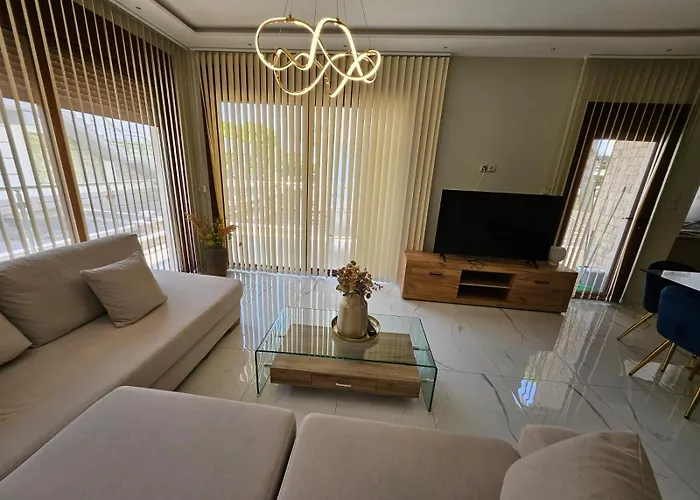 Agora Luxury Ii Вилла